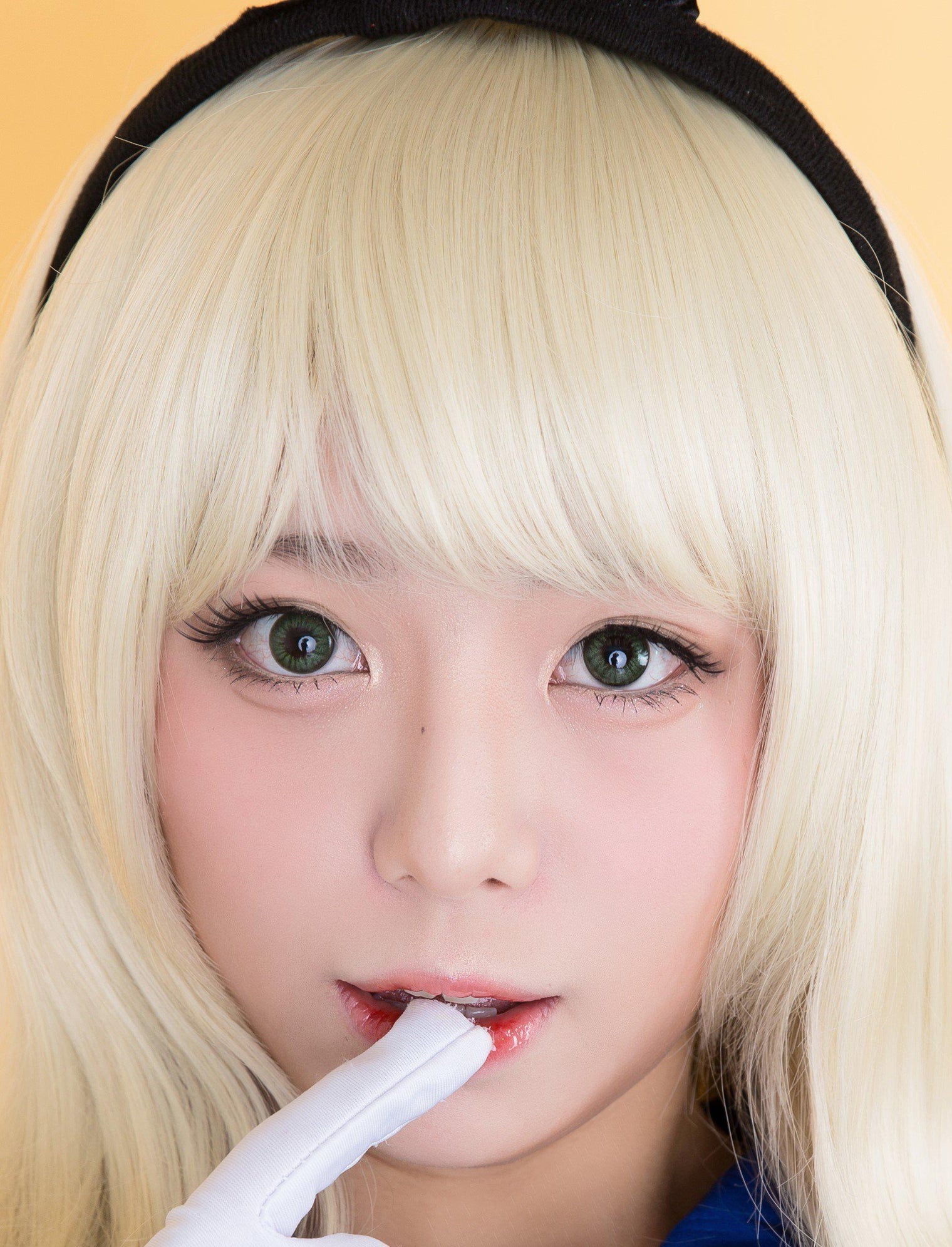 Coscon Crazy with Power - Electro Green (1 lens/pack)-Crazy Contacts-UNIQSO